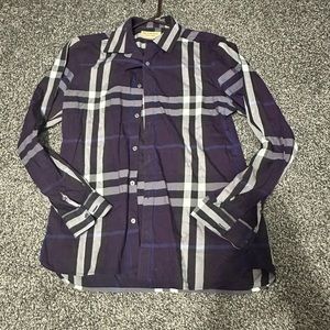 Burberry Long Sleeve Men’s Button up shirt size M